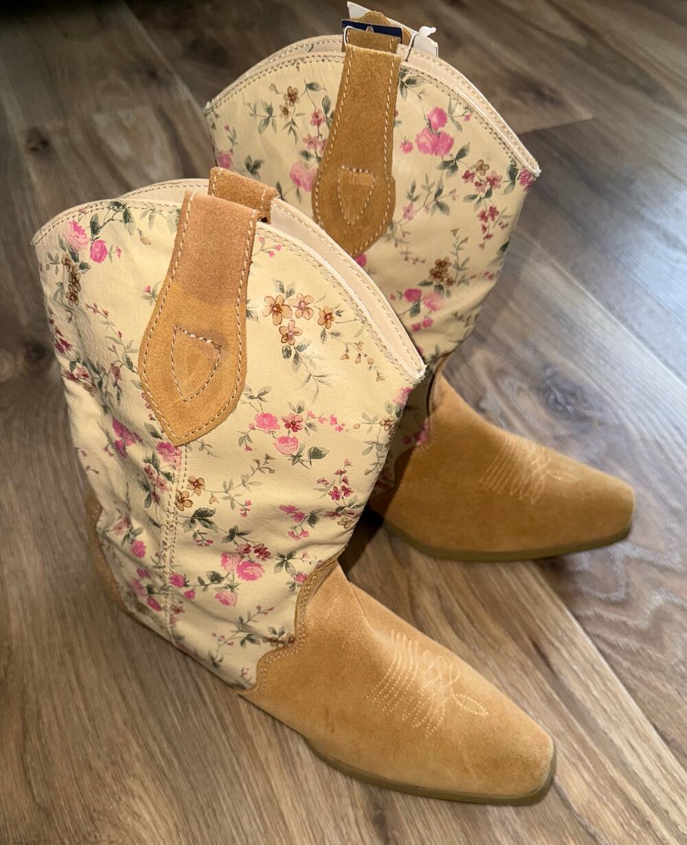 Santa Fe Boot Co Floral Leather & Suede Cream/Tan Harness Boot - size 8.5 - Q17